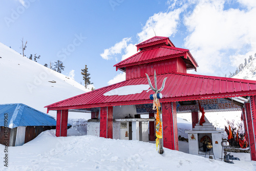 Wallpaper Mural Kateri lake trek Dharmashala  Torontodigital.ca