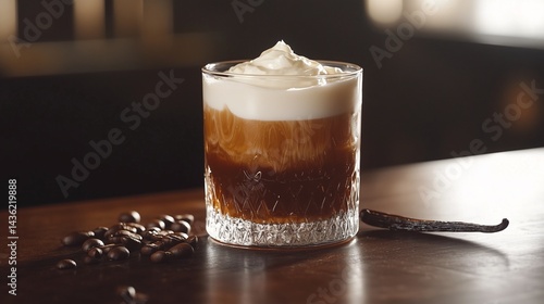 Artisan Specialty Coffee Glass with Vanilla Bean Decor