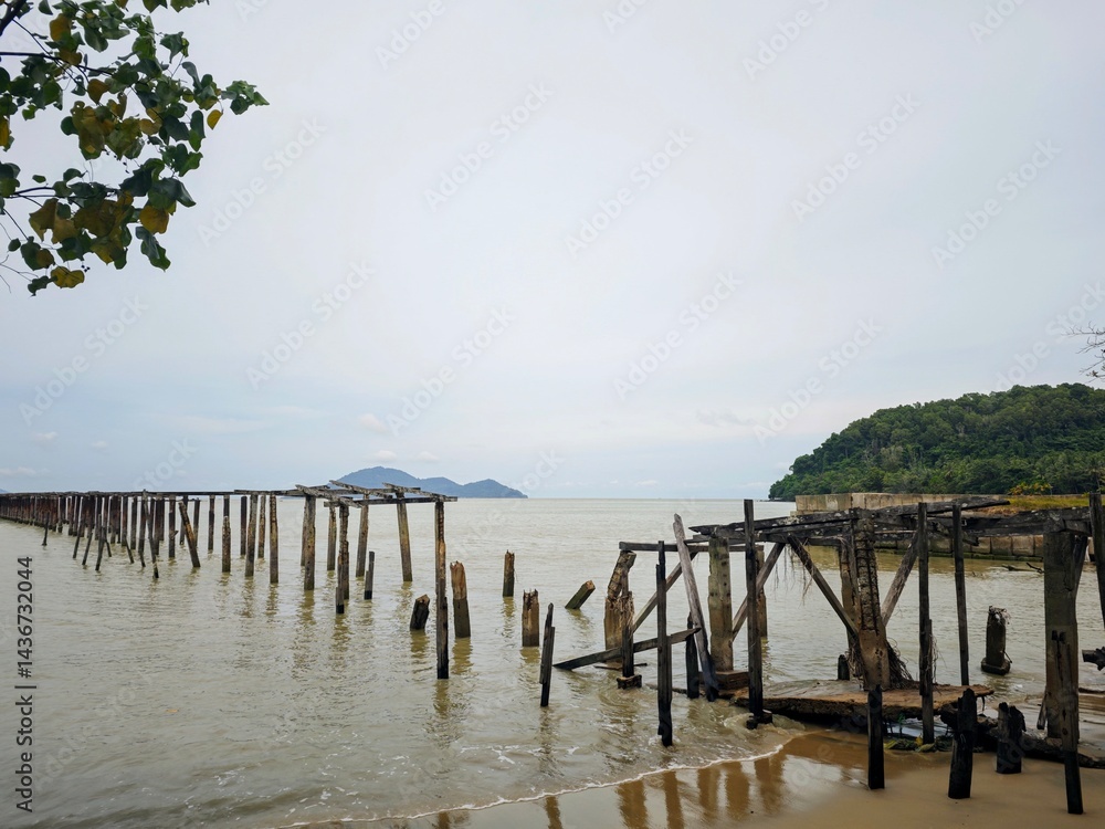 Obraz premium pier in the sea