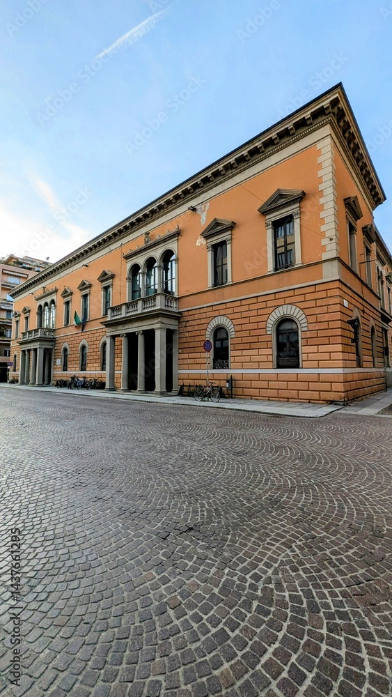 PAVIE (Lombardie - Italie)