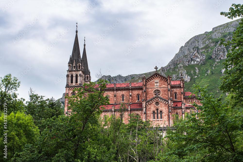 Fototapeta premium Exterior of the Covadonga basilica in Asturias, Spain