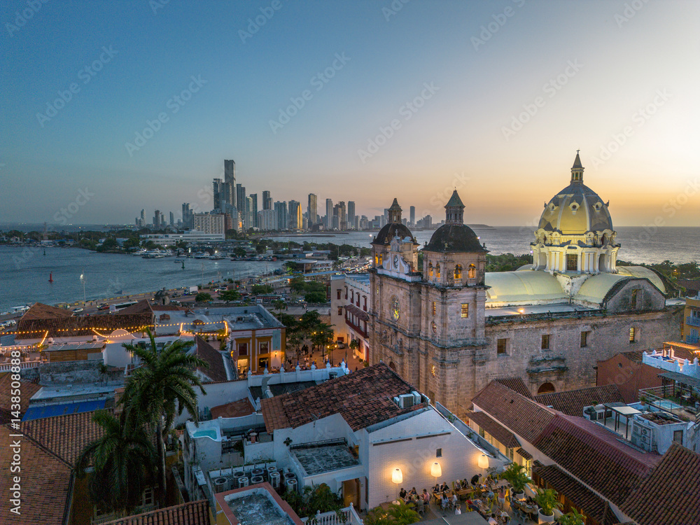 Obraz premium Panorama of Cartagena' s Old Town and New Modern Skyscrapers during twilight, Colombia