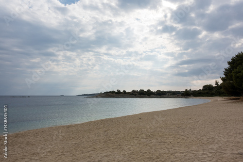 Obraz na płótnie Beautiful scenery by the sea under a cloudy sky in Sithonia, Chalkidiki, Greece w salonie