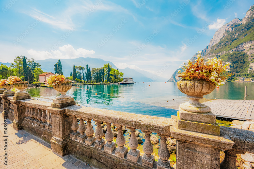 Αυτοκόλλητο City of Riva del Garda, Lake Garda, Italy. Lago di garda