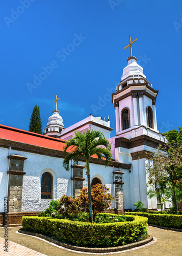 Obraz na płótnie Our Lady of the Pillar Cathedral of Alajuela in Costa Rica w salonie
