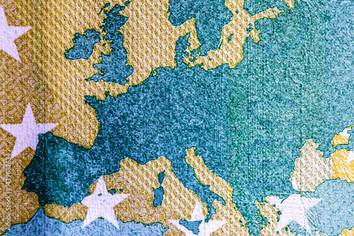 Obraz na płótnie Map of Europe on one hundred Euro banknote. w salonie