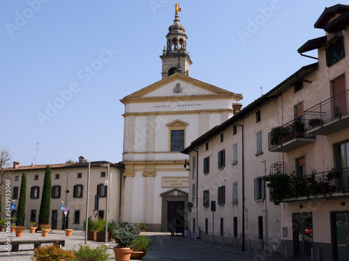 Obraz na płótnie Santa Maria Assunta church at Curno, Bergamo province, Italy w salonie