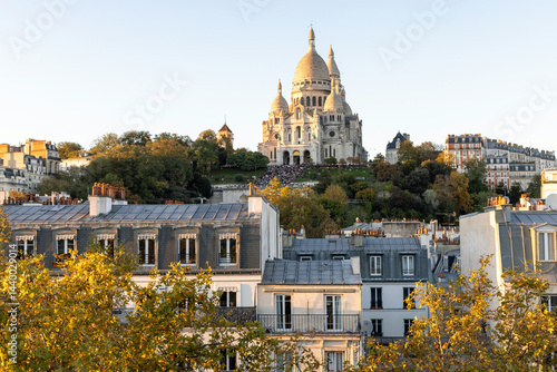 Fototapeta Naklejka Na Ścianę i Meble -  View to the streets and buildings in Paris, France