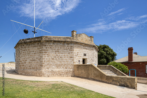 Obraz na płótnie The Old Round House built in 1830 in the Swan River Colony in Fremantle 6160 (Walyalup) , Western Australia, WA, Australia w salonie