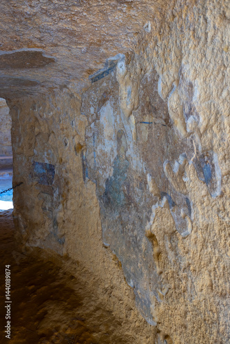 Obraz na płótnie Interior of a tholos tomb showing corbelled dome and columns in Carmona, Spain w salonie