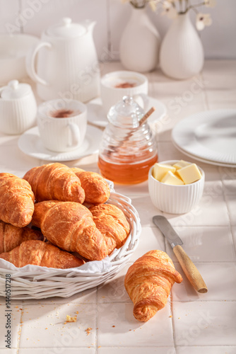 Obraz na płótnie Crunchy and tasty french croissants made of puff pastry. w salonie