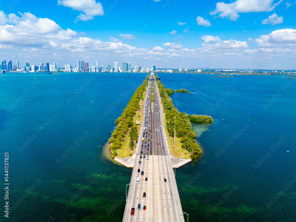 Aerial photo Julia tuttle Causeway Miami with plush vegetation on both sides