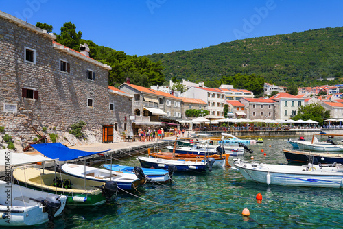 Obraz na płótnie Kastio Castle built on a peninsula in Petrovac na Moru, a resort town located on the coast of the Adriatic Sea in Montenegro w salonie
