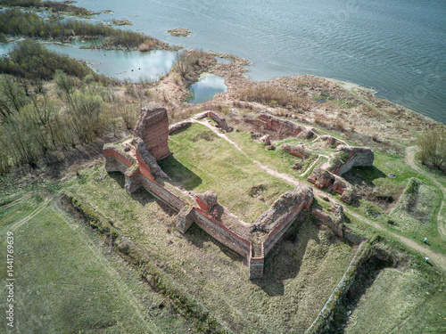 Obraz na płótnie Bobrowniki Castle Ruins, Poland. w salonie