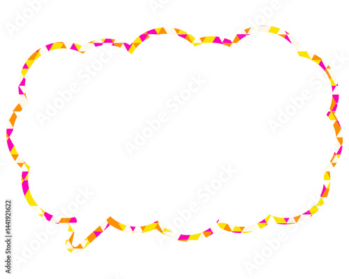 ステンドグラス風吹き出し　三角形模様　細長い雲形