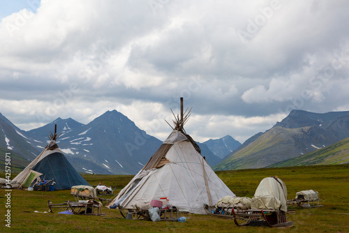Obraz na płótnie Nenets reindeer herders choom on a summer. Russia, Yamal w salonie
