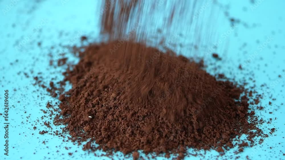 Ground coffee preparation method using fresh coffee beans