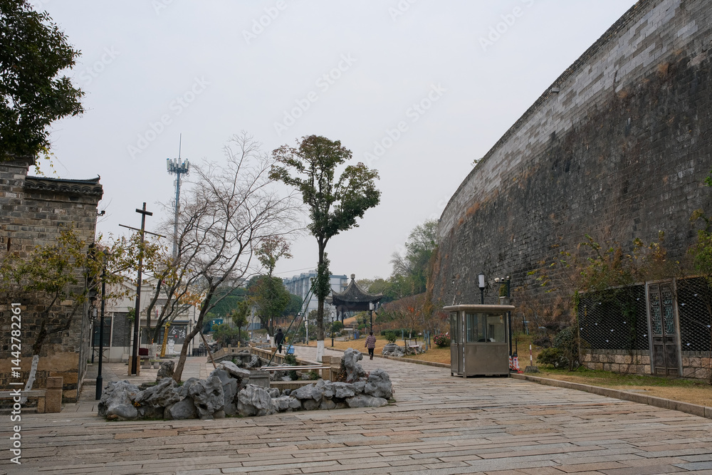 中国 南京市の繁華街 老門東と城壁
