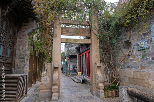 Obraz na płótnie 中国 南京市の繁華街 老門東の裏路地 w salonie