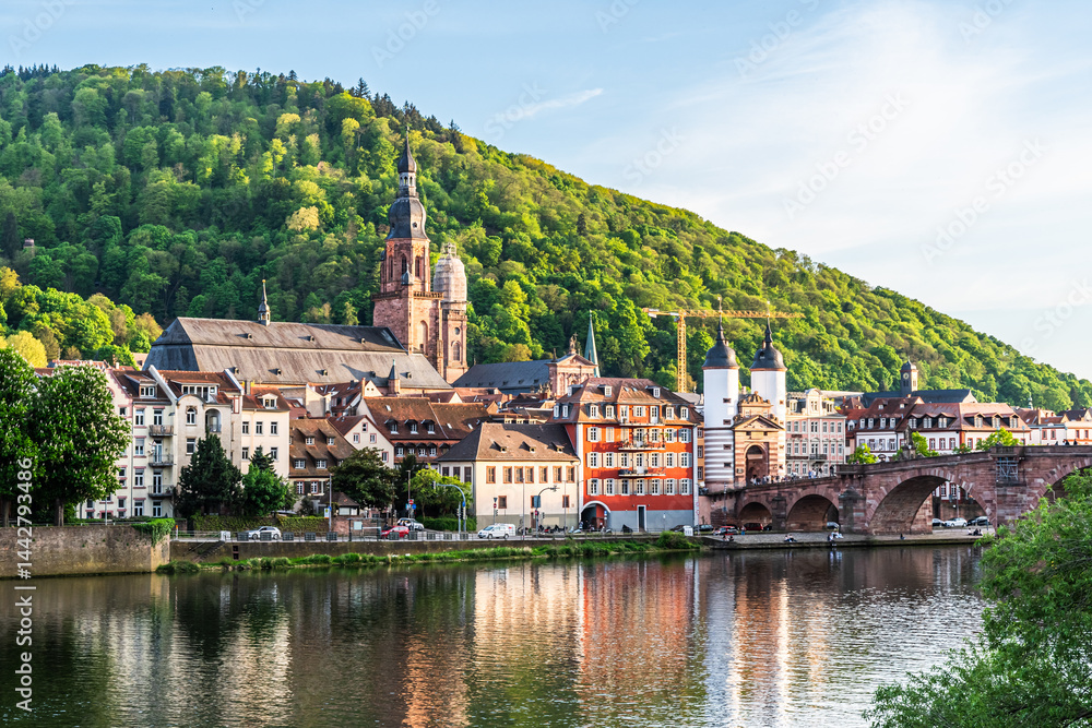 Obraz premium Old Bridge in Heidelberg, Germany