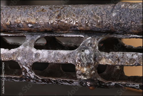 Obraz na płótnie Fragment of Large-Caliber Barrel from Vintage Heavy Weapon w salonie