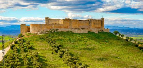 Castillo medieval del pueblo de Jadraque , provincia de Guadalajara, España..