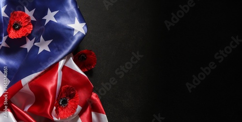 Flag of USA and poppy flowe...