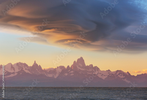 Obraz na płótnie Fitz Roy w salonie