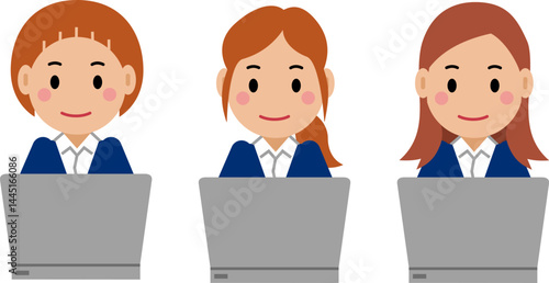 パソコンを操作する紺色スーツの若い女性。その2