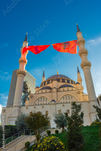 Obraz na płótnie Turkish mosque of Tirana in the city center, Albania w salonie