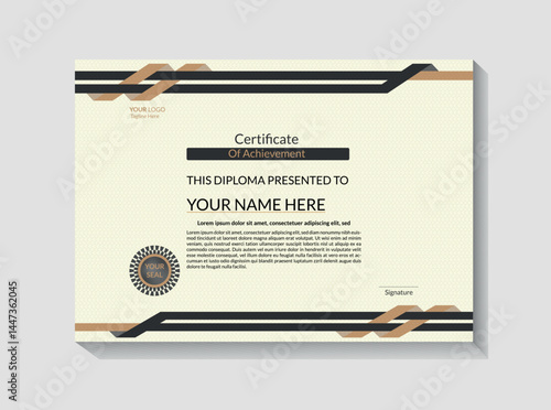 Elegant And Modern Certificate Template Design 