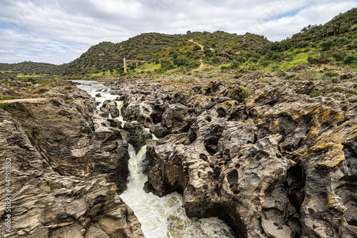Obraz na płótnie The Leap of the wolf, Pulo do Lobo waterfall in the Guadiana Valley Natural Park at Mertola, Portugal w salonie
