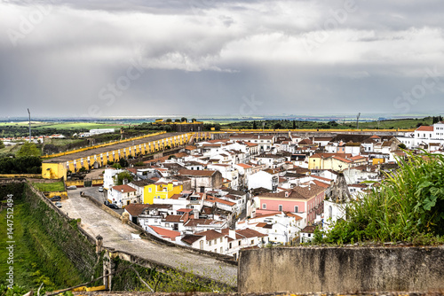 Obraz na płótnie View over Elvas in Portugal with its typical Portuguese buildings and cobblestone streets w salonie