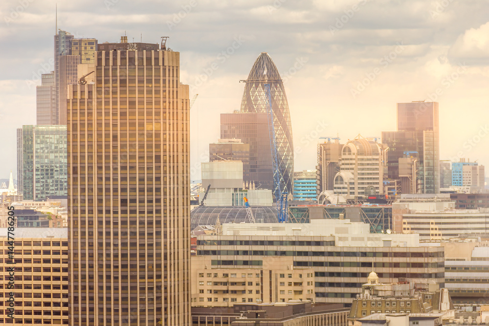 Obraz premium Modern buildings in London, England, UK