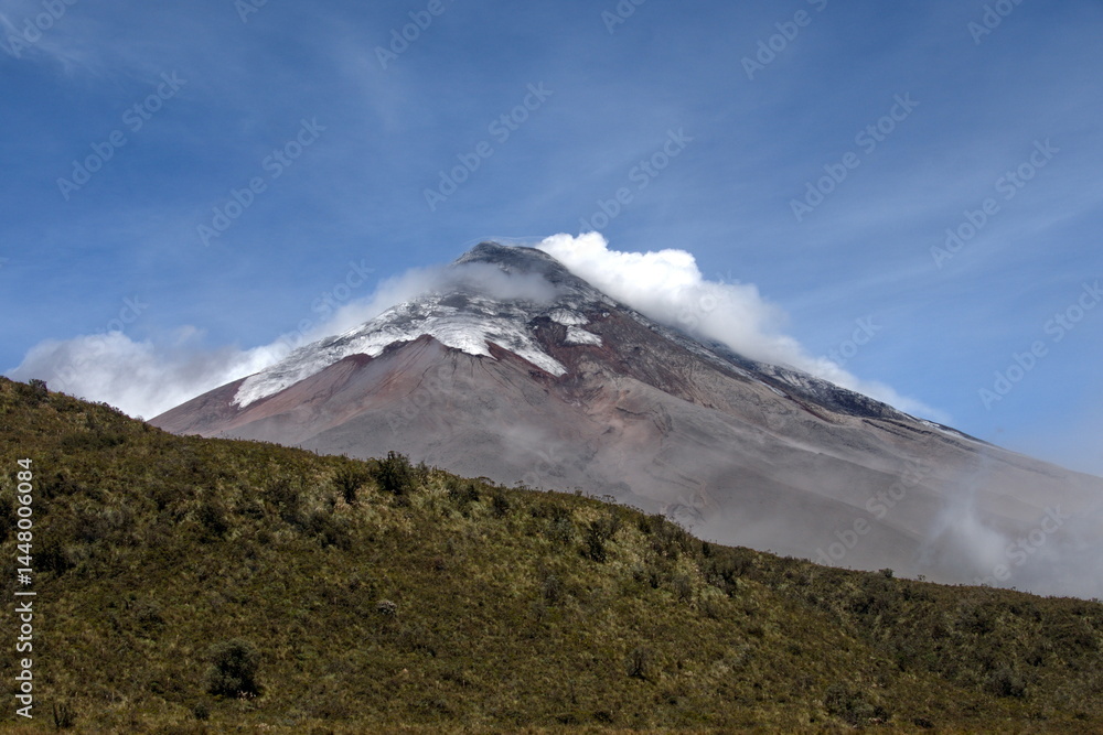 Fototapeta premium Small ash plume coming from Cotopaxi Volcano in Cotopaxi National Park, Ecuador