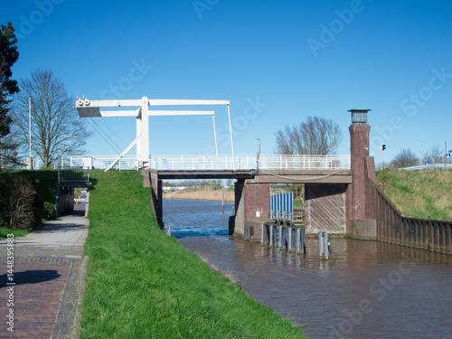 Картината върху платно Friederich lock with bascule bridge