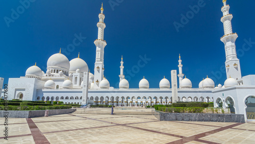 Obraz na plátně Sheikh Zayed Grand Mosque timelapse hyperlapse in Abu Dhabi, the capital city of