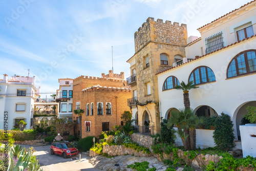 Obraz na płótnie Roc de sant gaieta, picturesque houses along the cami de ronda in comarruga, spain w salonie