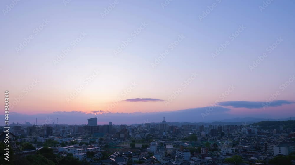 大分市の夜明けと朝焼けの空