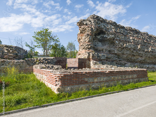 Obraz na płótnie Roman fortifications in town of Hisarya, Bulgaria w salonie
