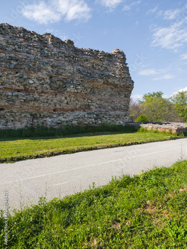 Obraz na płótnie Roman fortifications in town of Hisarya, Bulgaria w salonie