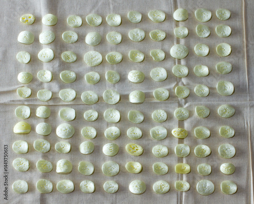 One hundred flake foams looking like chips