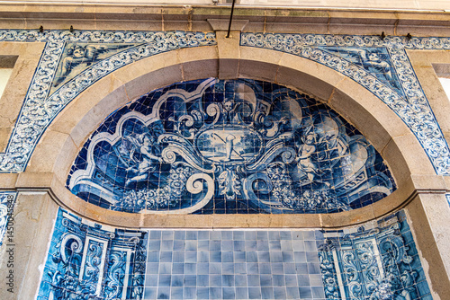 Photos Interior of the church of Santa Maria in Sesimbra, Portugal