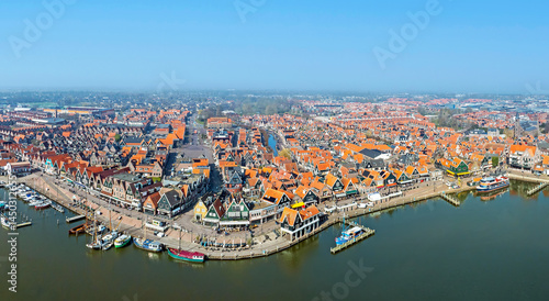 Obraz na płótnie Aerial panorama from the historical town Volendam at the IJsselmeer in the Netherlands w salonie