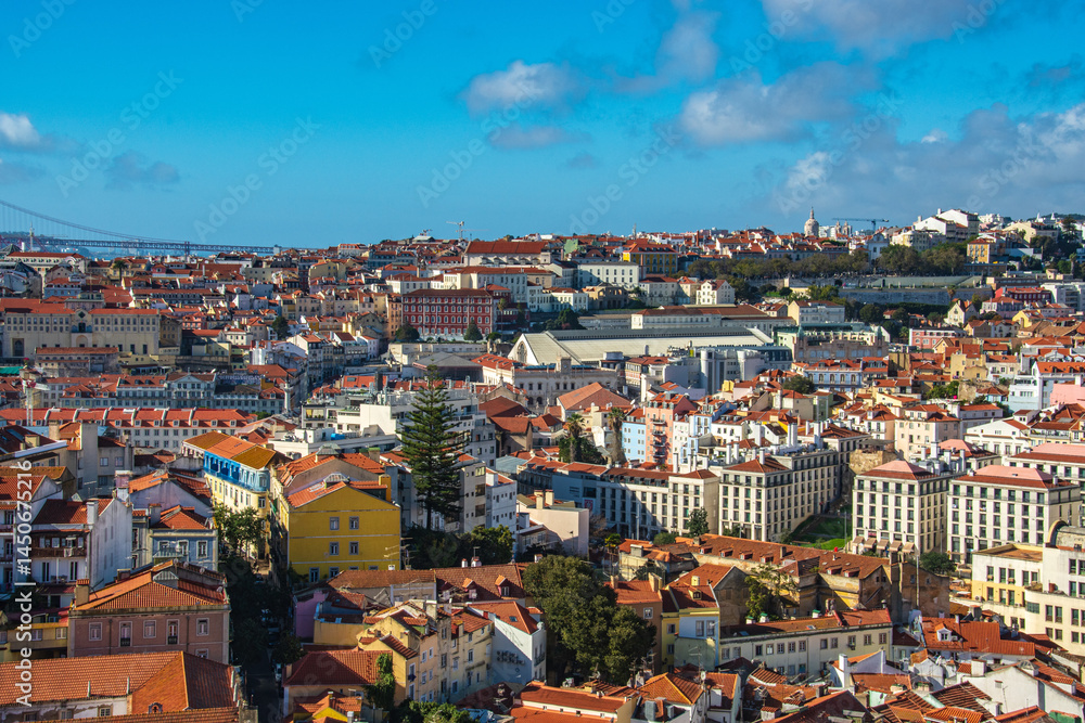 Fototapeta premium view of the city of lisbon