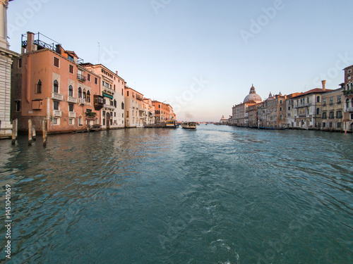 Obraz na płótnie The Old Town of city of Venice, Italy w salonie