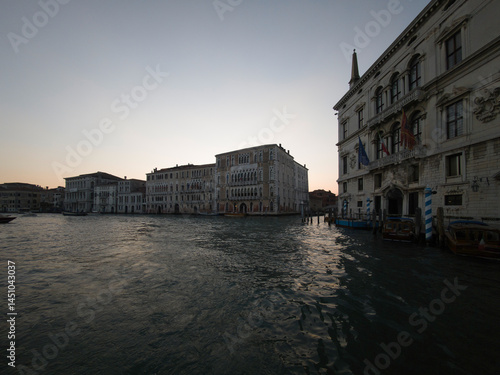 Obraz na płótnie The Old Town of city of Venice, Italy w salonie
