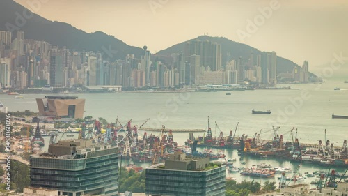  Hong Kong kowloon port and skyline