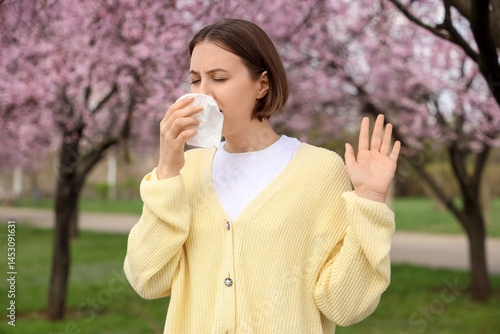 Allergic young woman with t...