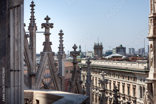 Tra le Guglie del Duomo